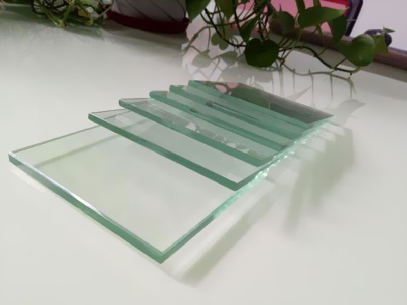  鋼化玻璃
